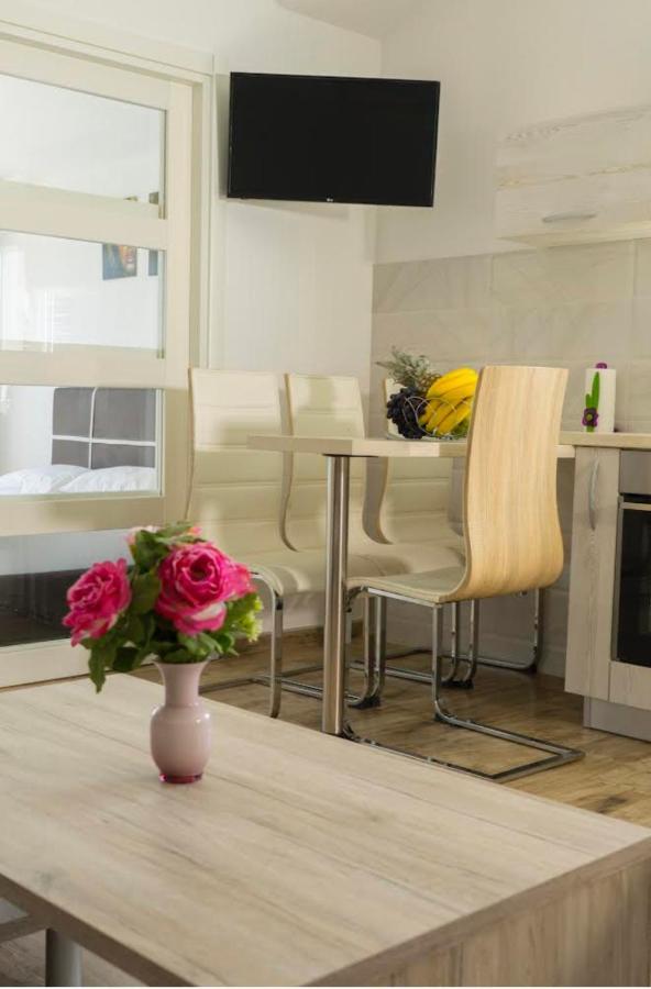 Franovic Apartments Тиват Екстер'єр фото