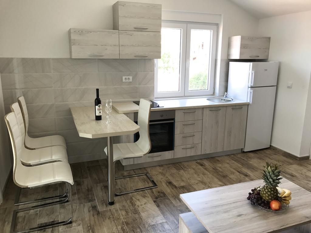 Franovic Apartments Тиват Екстер'єр фото